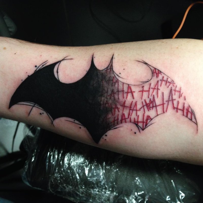 Тату Batman
