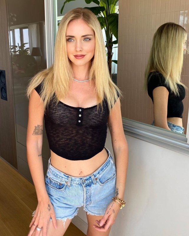 Chiara Ferragni mouth open