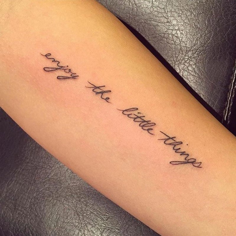 Татуировка be yourself