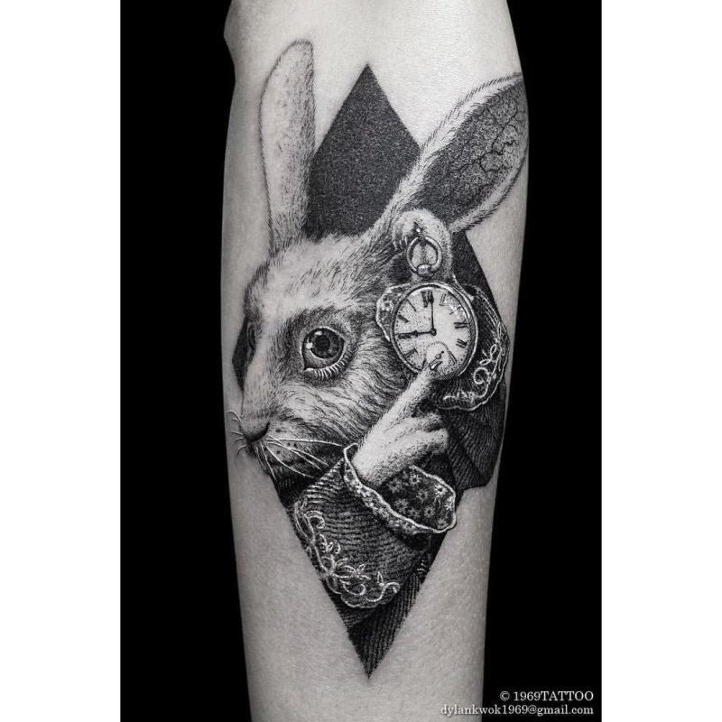 White Rabbit тату