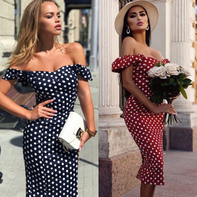 Коричневое платье в горох