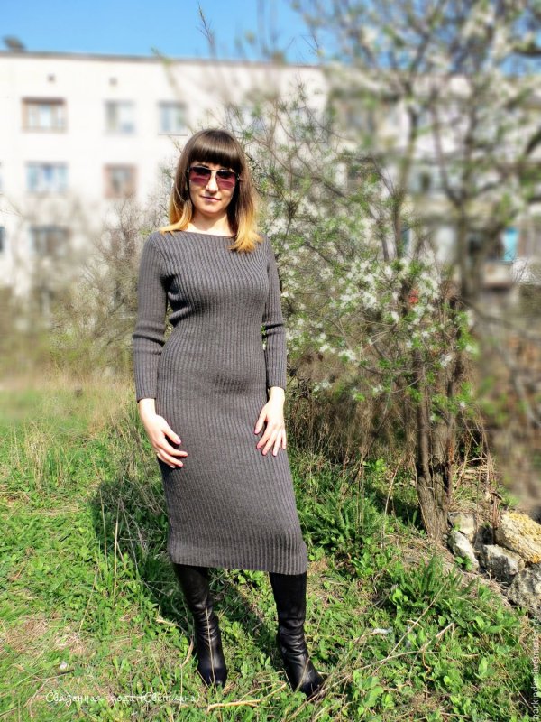 Вязаные платья зимние косами