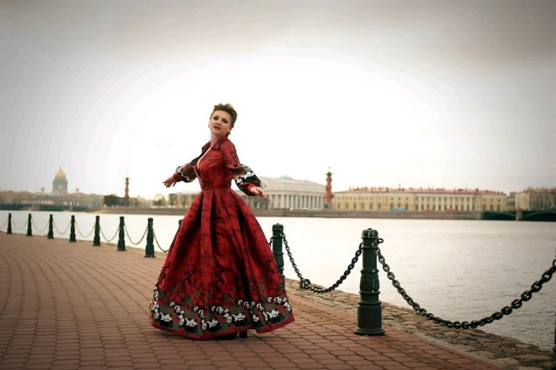 Женский костюм из жаккарда