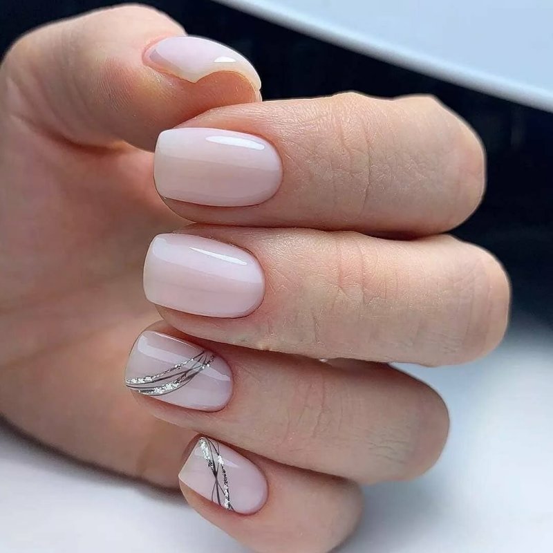 Шеллак на короткие ногти