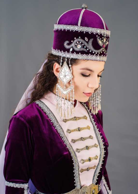 Национальный костюм лакцев в рисунках