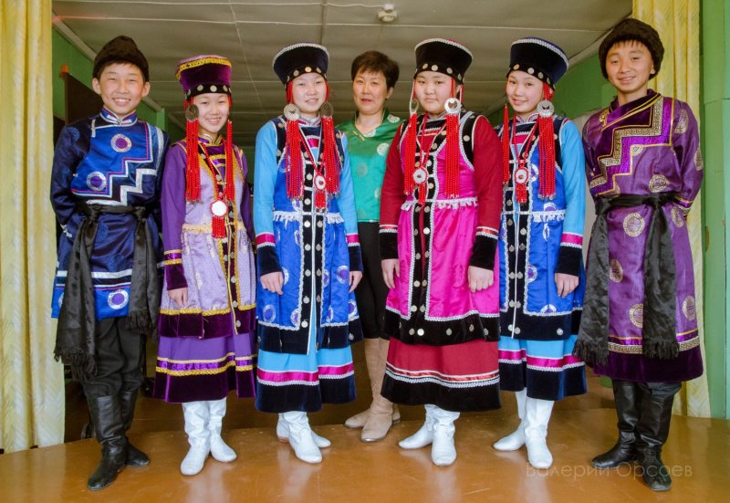 Мода монгольский дээл мужская