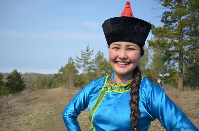 Бурятский костюм хонгодоров