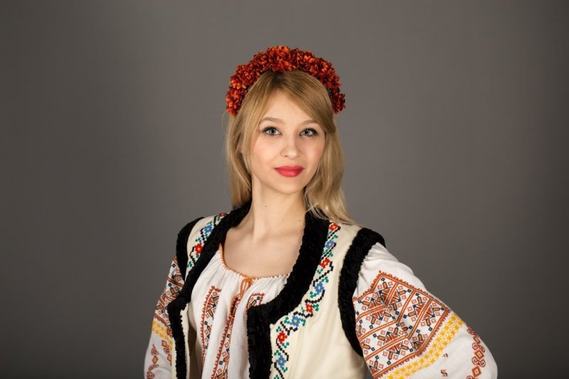 Белорусский национальный костюм женский