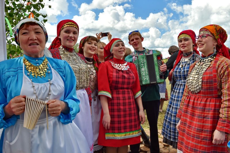 Национальный праздник Удмуртии гербер