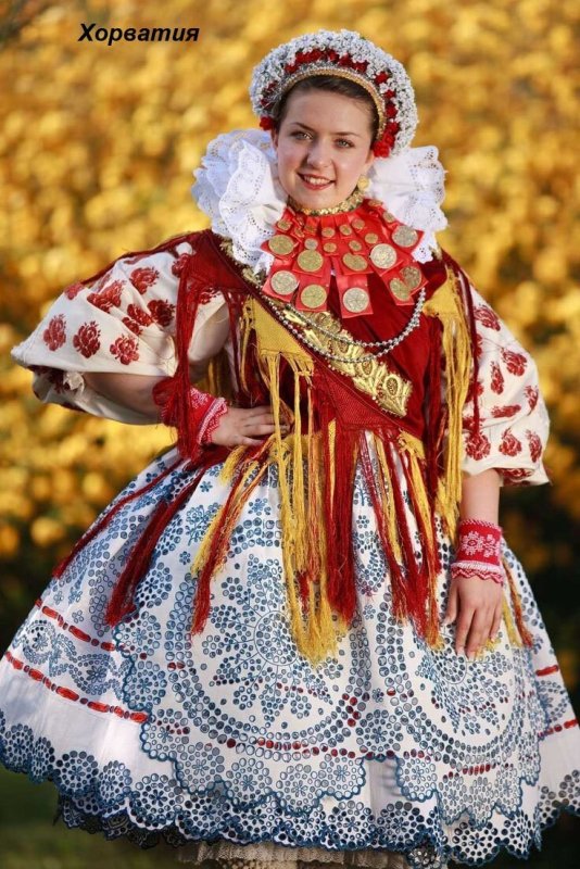 Якутский костюм женский