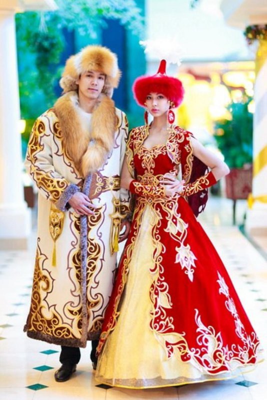 Казахский костюм женский