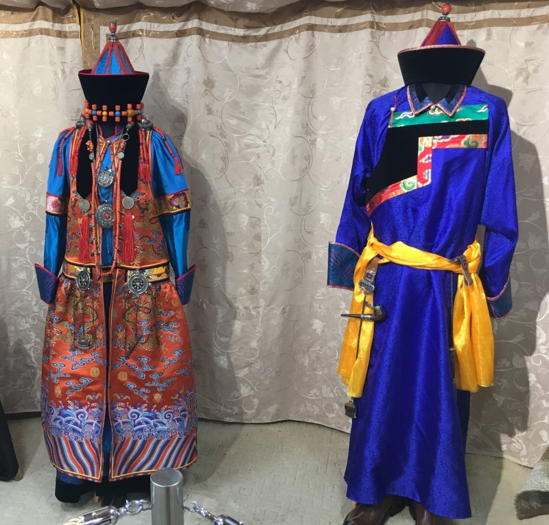 Национальный костюм Хоринских бурят