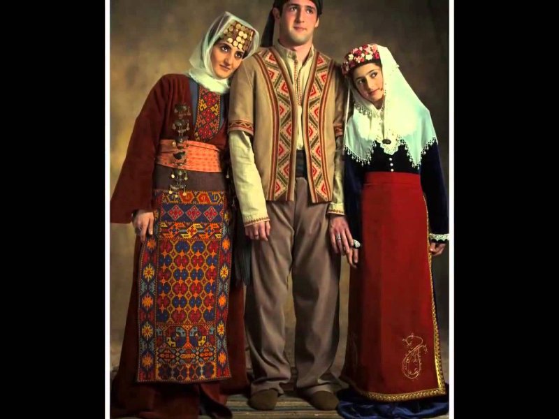 Сати Казанова в фащэ