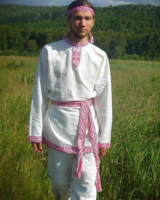 Мужской зимний народный костюм