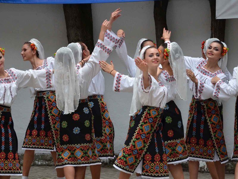 Костюм молдавский