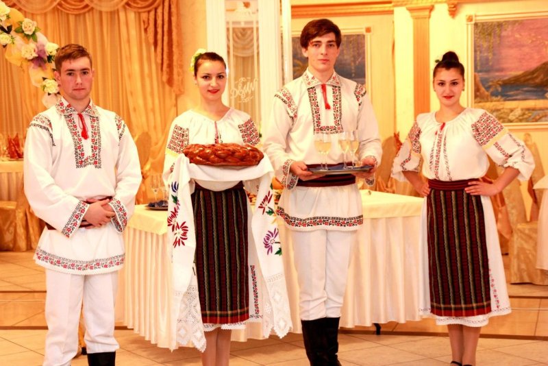 Молдавский национальный костюм для мальчика