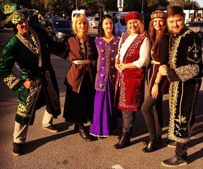 Самые красивые национальные костюмы народов мира