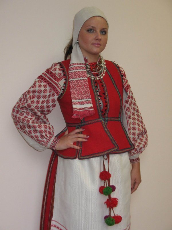 Полесский национальный костюм