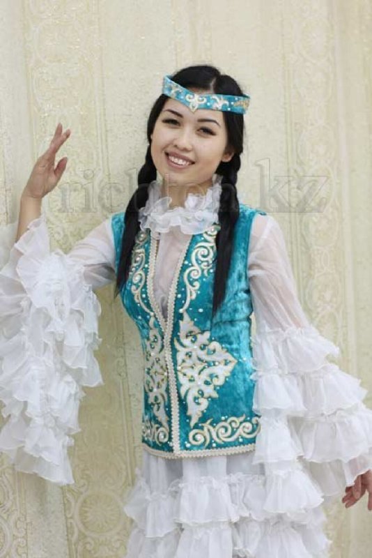 Национальный наряд Киргизии