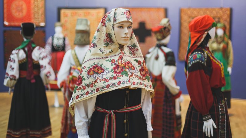 Национальный наряд карачаевцев в КЧР