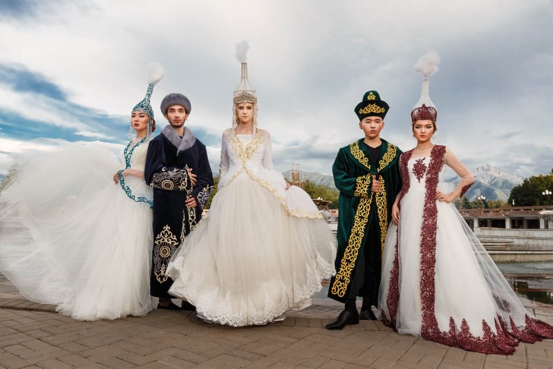 Казахский национальный костюм