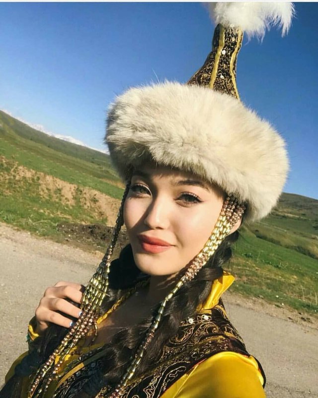 Казахские национальные Наряды