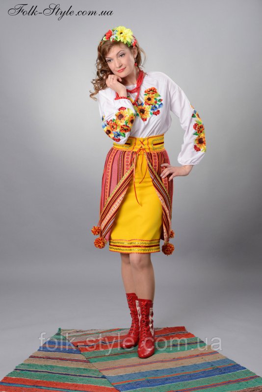 Украинский костюм женский