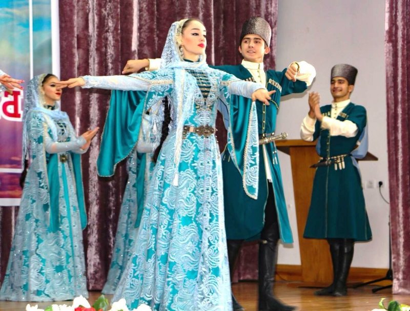 Национальный костюм лакцев