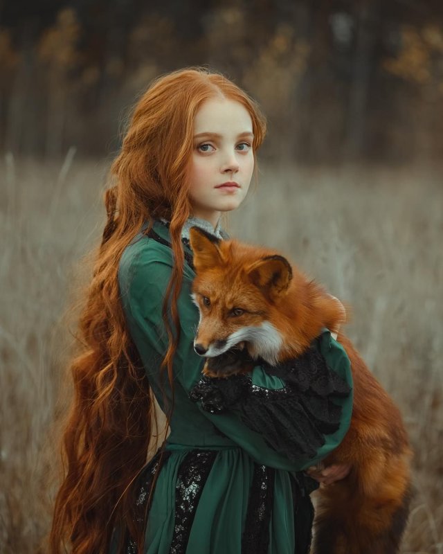 Фотосессия с лисой летом