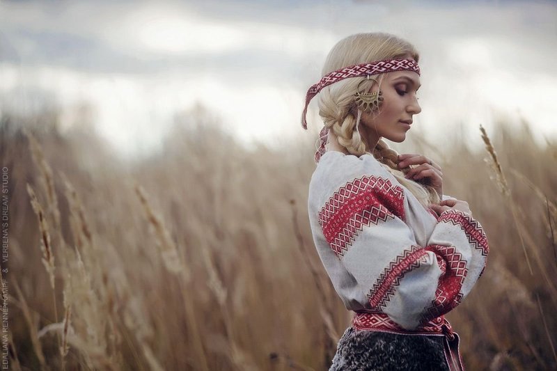 Русский костюм женский