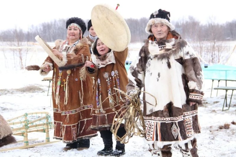 Ненцы Ханты манси