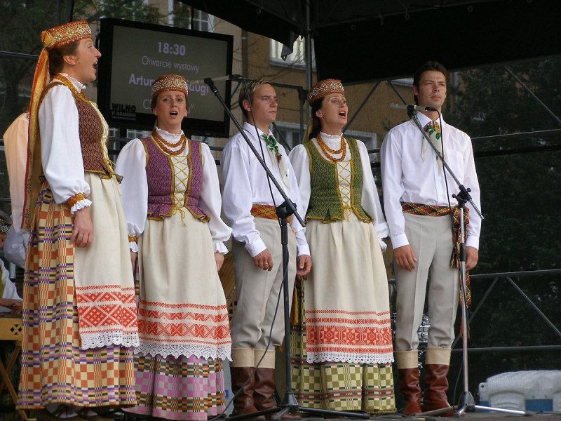 Литва национальный костюм