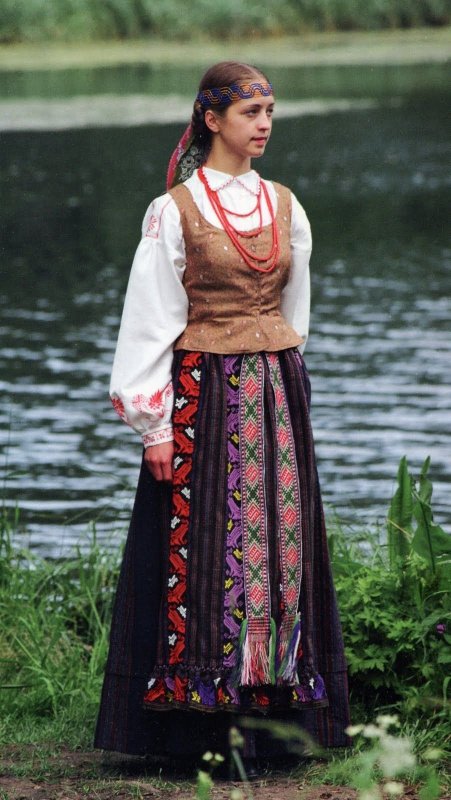 Литовский народный костюм Аукштайтии