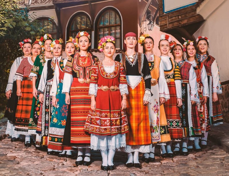 Национальный костюм Болгар