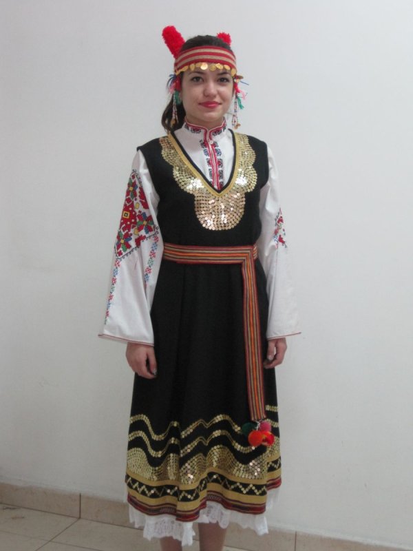 Болгарский национальный фартук
