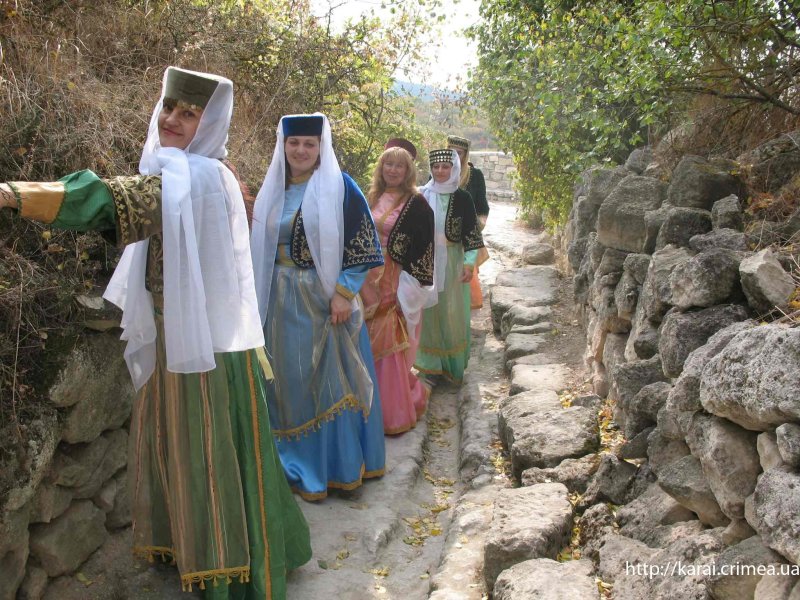 Национальный костюм караимов в Крыму