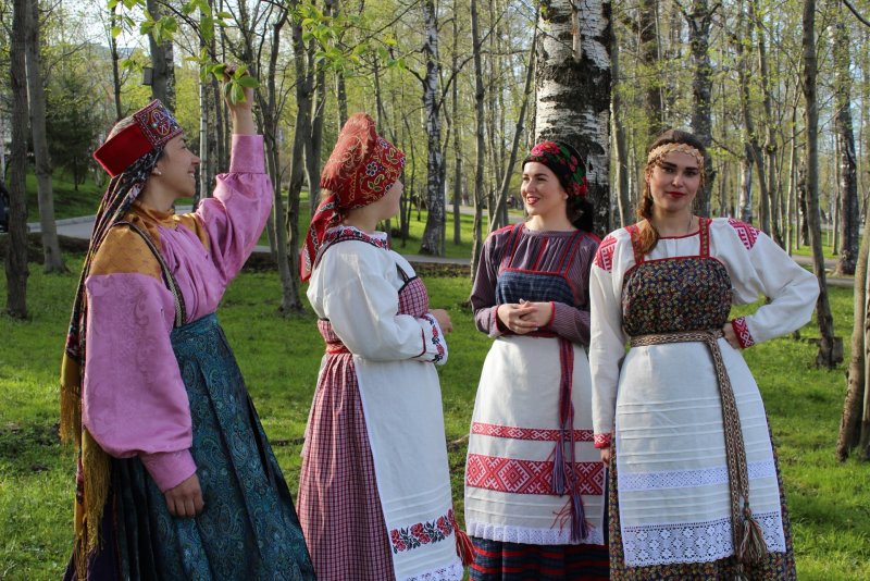 Коми Ижемский сарафан