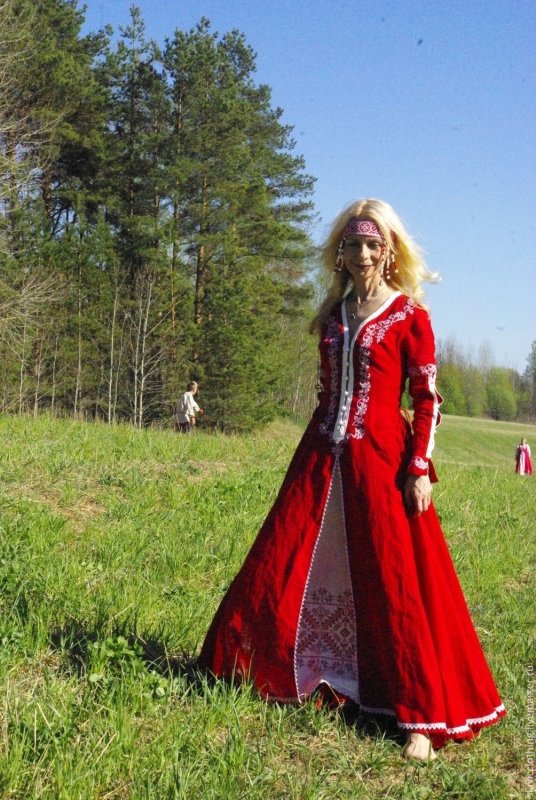 Платье Турнюр бал