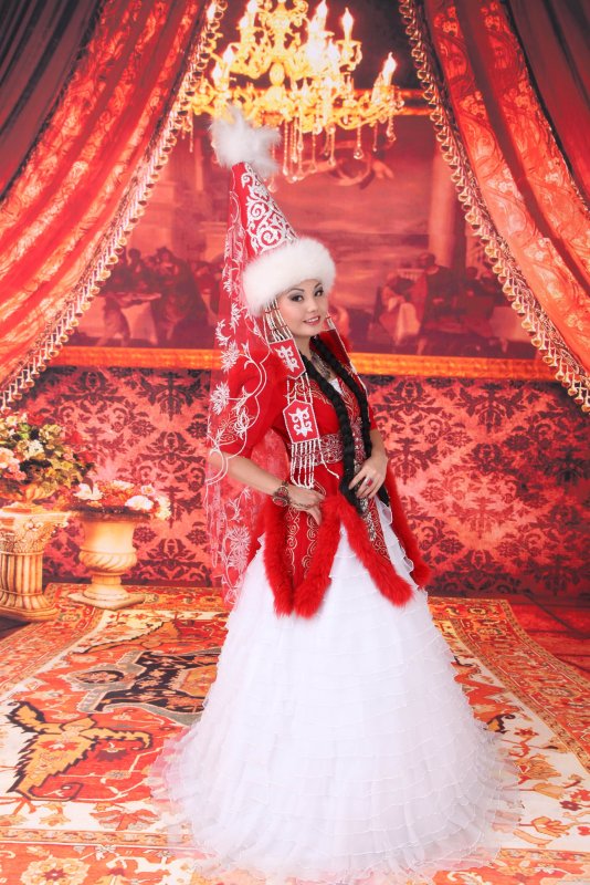 Казахский саукеле