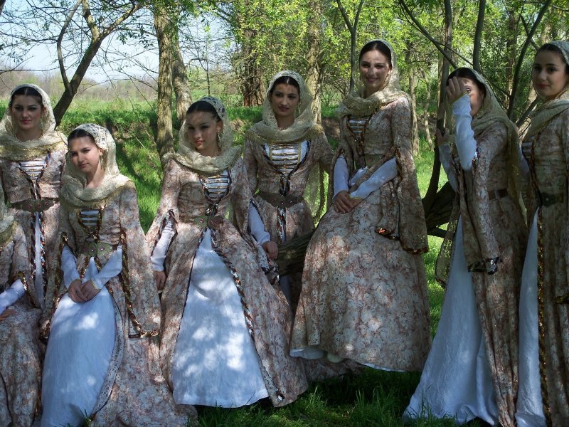 Национальный наряд чеченки
