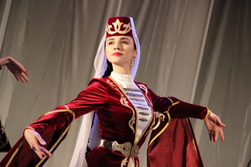 Черкес в бурке