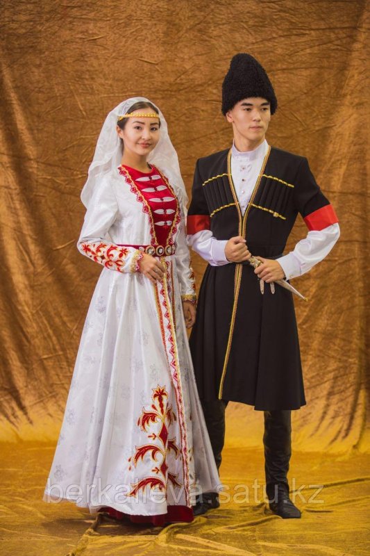 Традиционная одежда чеченцев
