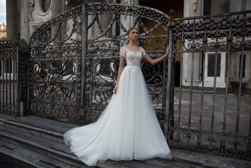 Свадебные платья Naviblue Bridal 2018