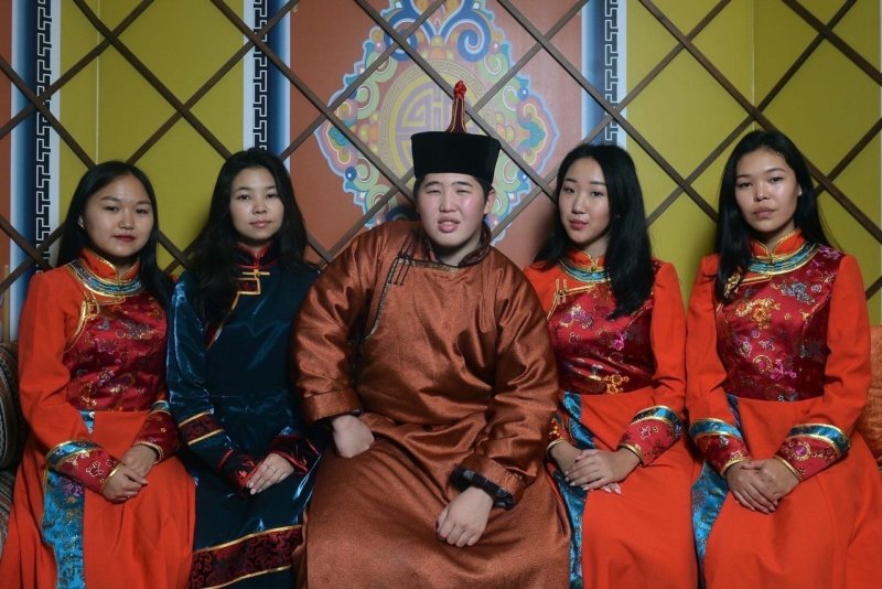 Монгольский костюм для девочки