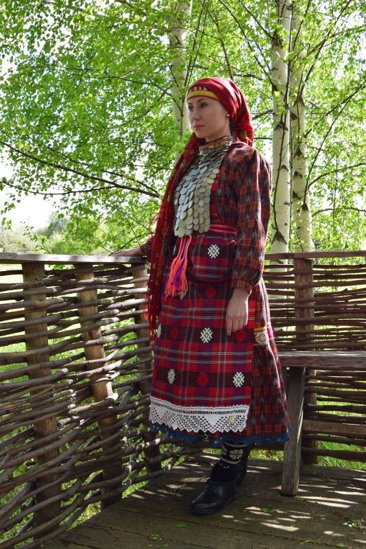 Удмуртская женщина Южные удмурты
