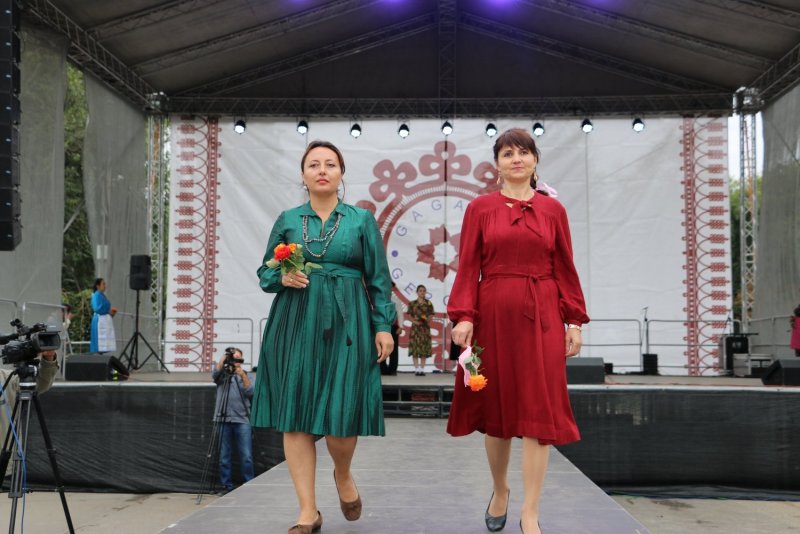 Гагаузы и молдаване