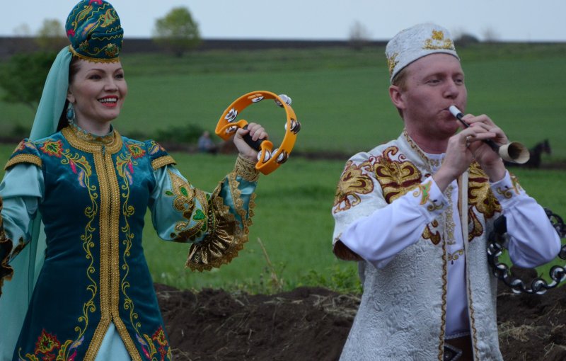 Танцы на бочке гагаузы