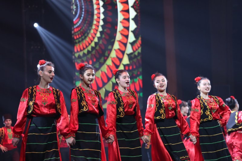 Гагаузские национальные костюмы женские