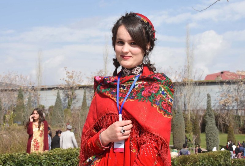 Таджикистанский народный костюм