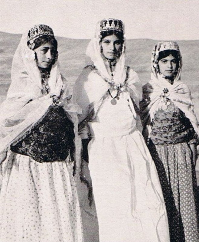 Ассирийцы курды